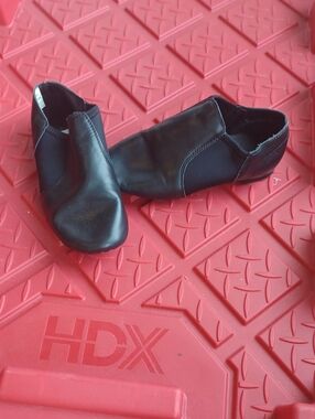 Weissman Black Kids Slip-On Jazz Shoes